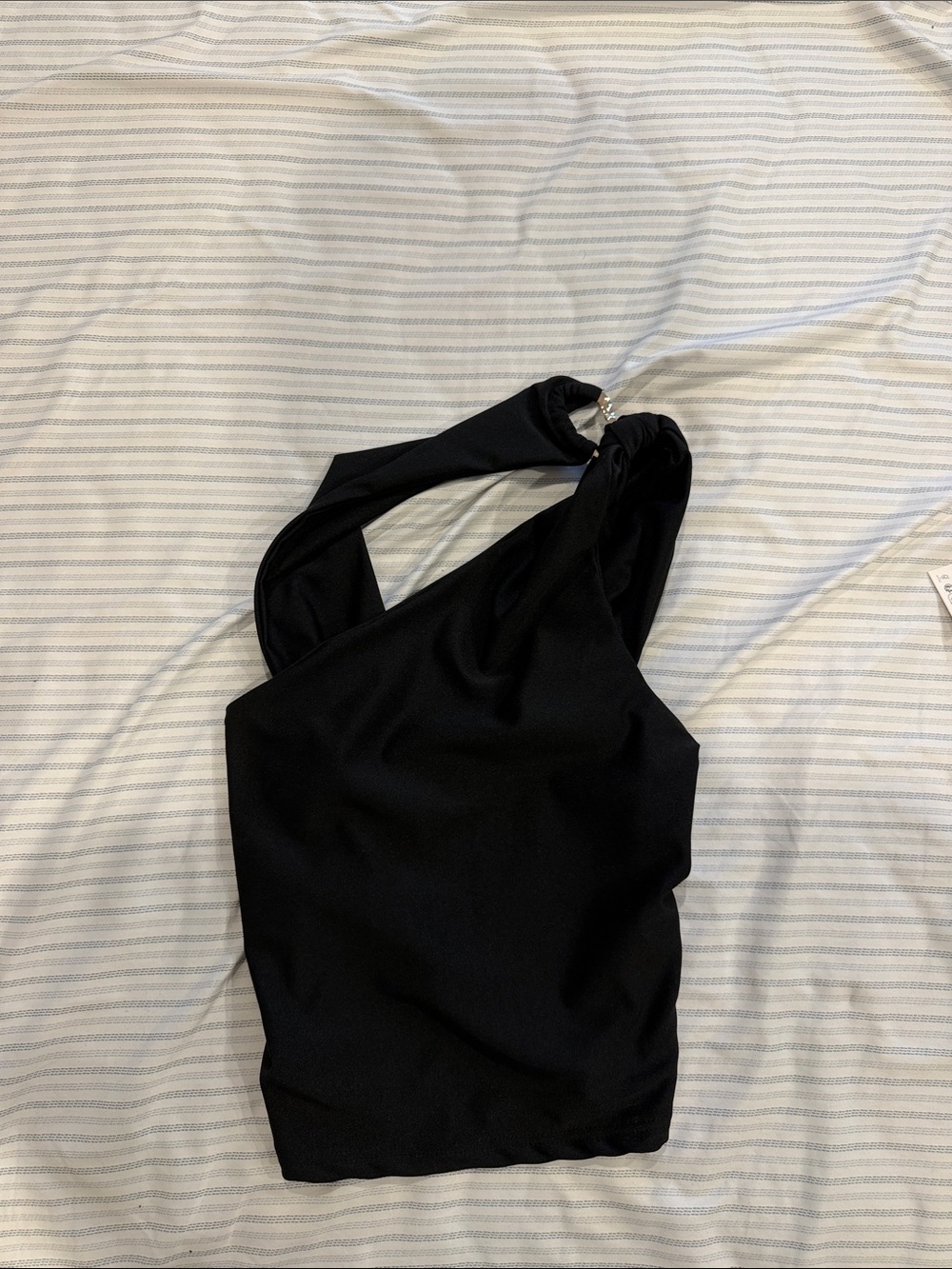 Black One-Shoulder Twist Crop Top